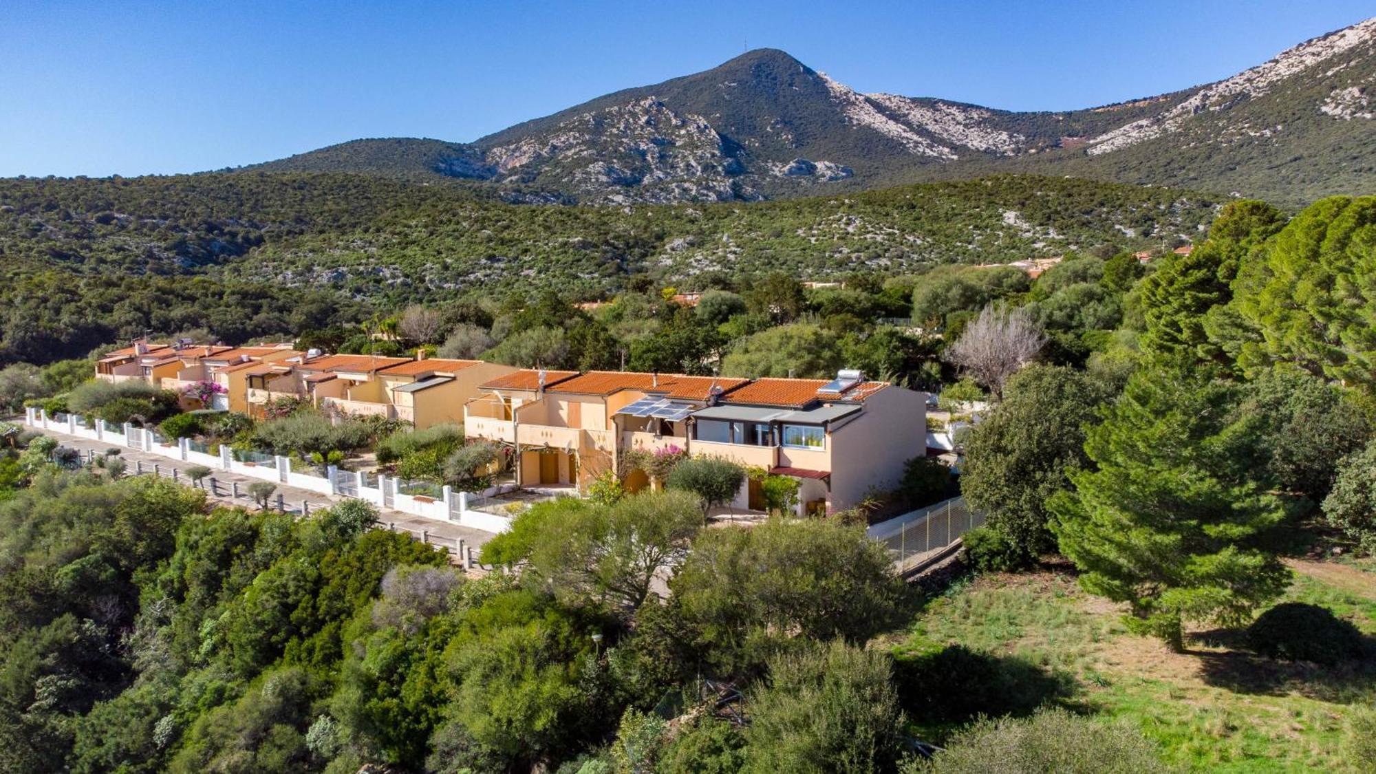 Apartamento Mama House Con Vista Mare Cala Gonone Exterior foto
